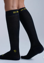 Load image into Gallery viewer, COMPRESSION  Flight Socks   | 2XU -  Style UNISEX -Bamboo Charcol
